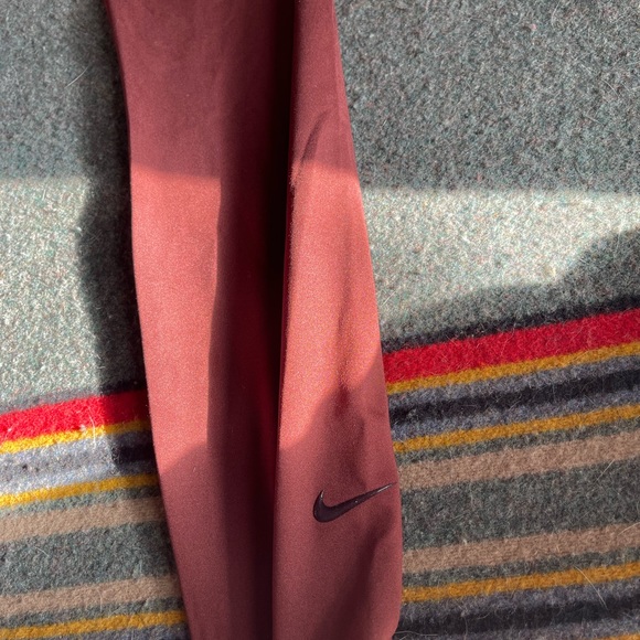 Nike One Luxe legging. Reddish brown new with tags - Picture 2 of 3
